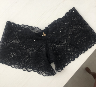 Nohavičkové kalhotky v elegantní černé